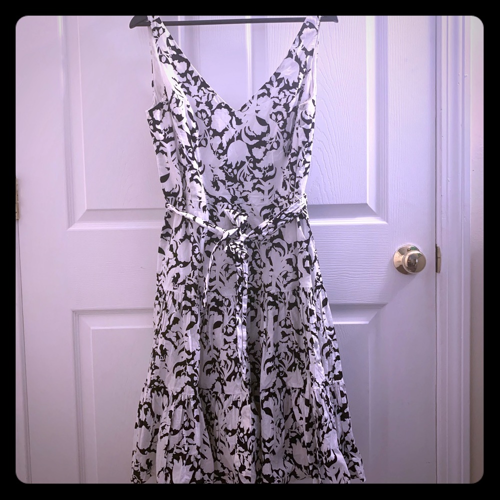 Chaps Black & White dress 👗